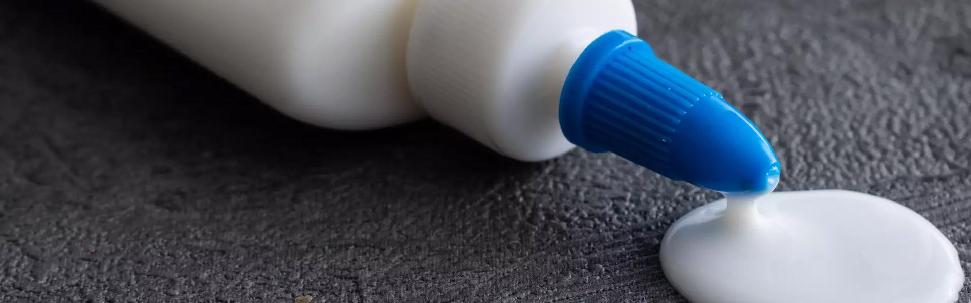 Environmentally Friendly Heavy Duty Glue & adhesive Remover